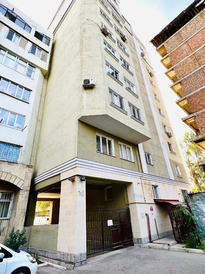 Evita Apartment Bischkek Exterior foto